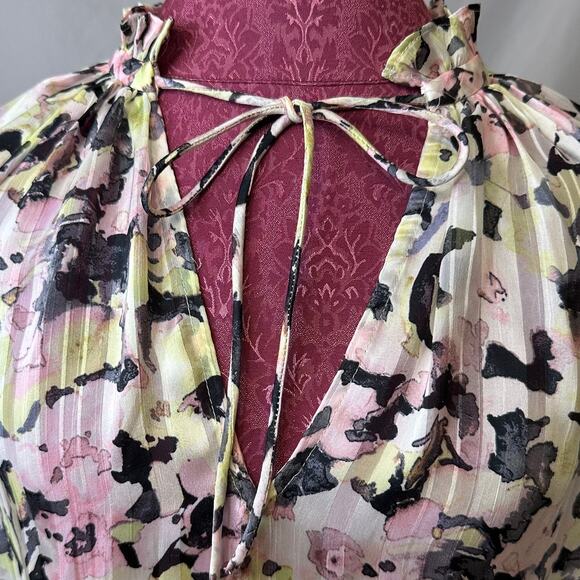 H&M Flowy Watercolor Blouse Floral Neck Tie-Around Size Small - Picture 4 of 7